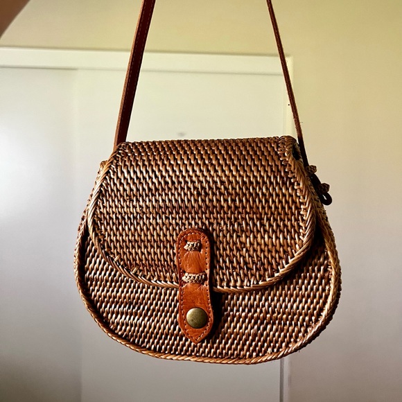 Handwoven Rattan Bag - Picture 2 of 8